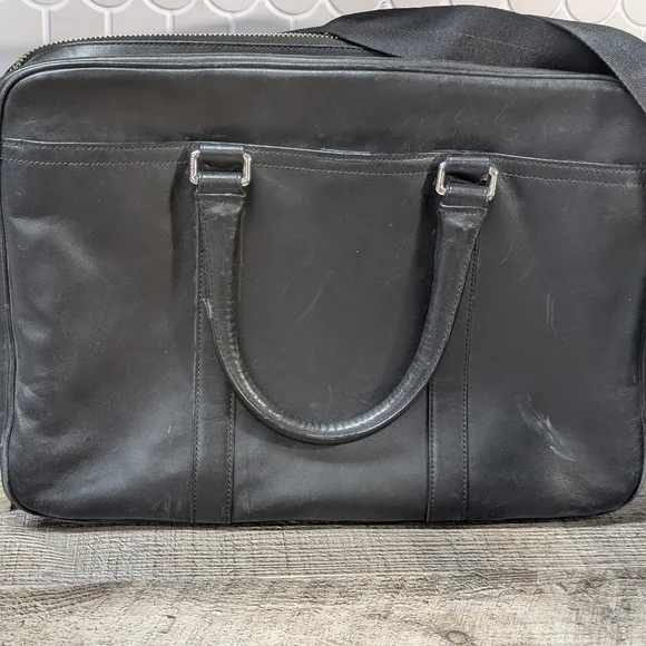 Coach Black Leather Men's Bag - Picture 5 of 15